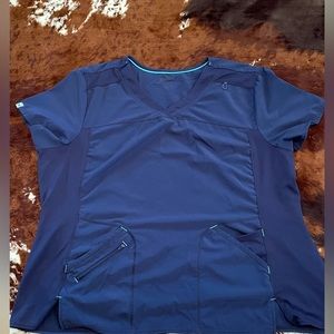 3x Scrubstar 4way stretch top